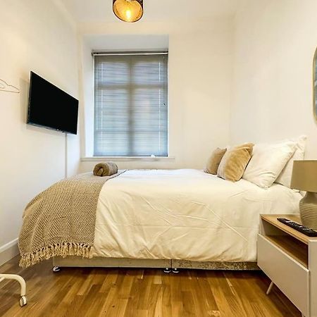 Newly Refurbished Luxury 3 Bedroom Apartment 伦敦 外观 照片